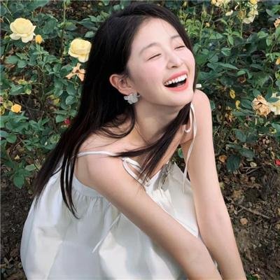 鱼跃在花见